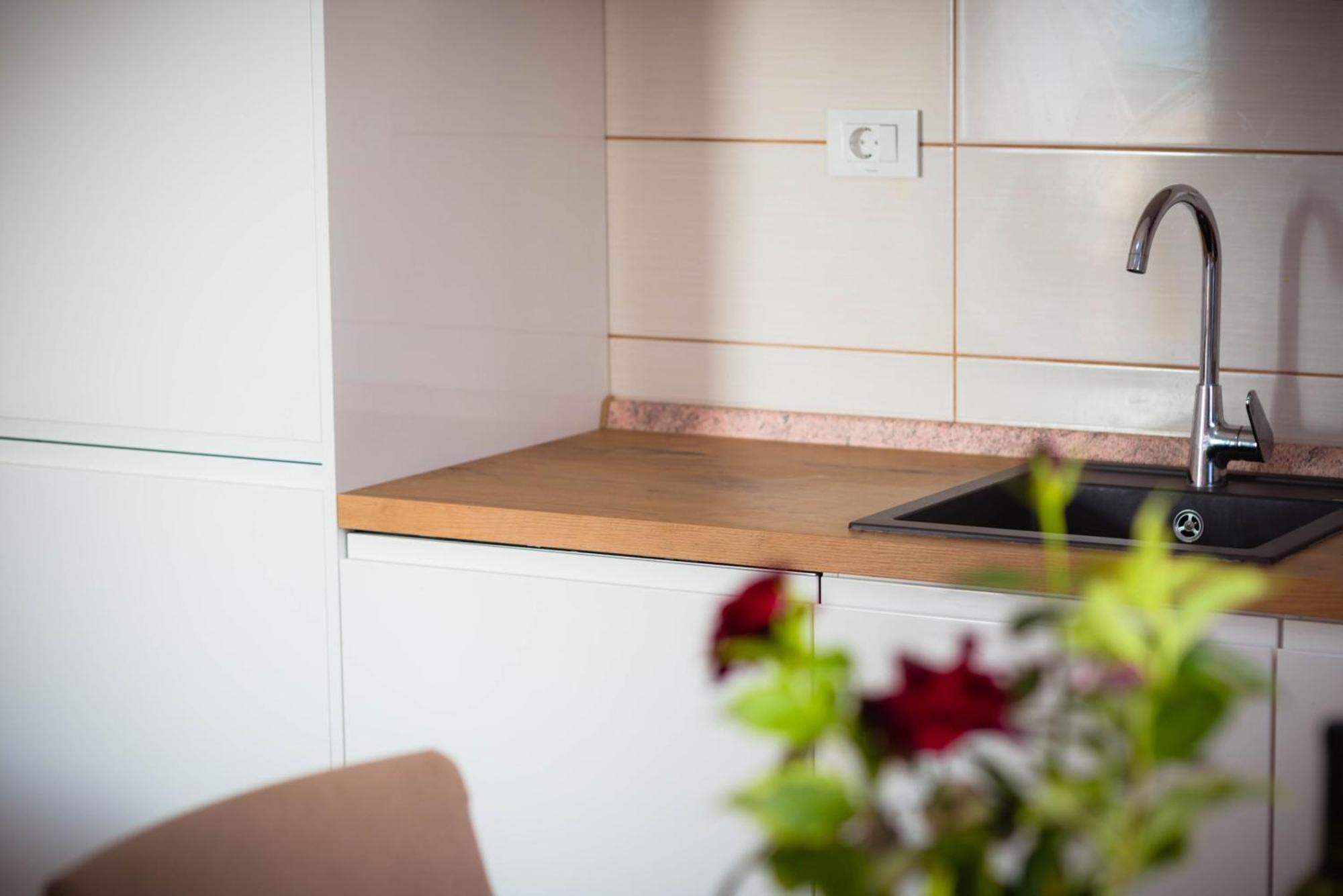 Apartmani Bare I Danica Grebastica Luaran gambar