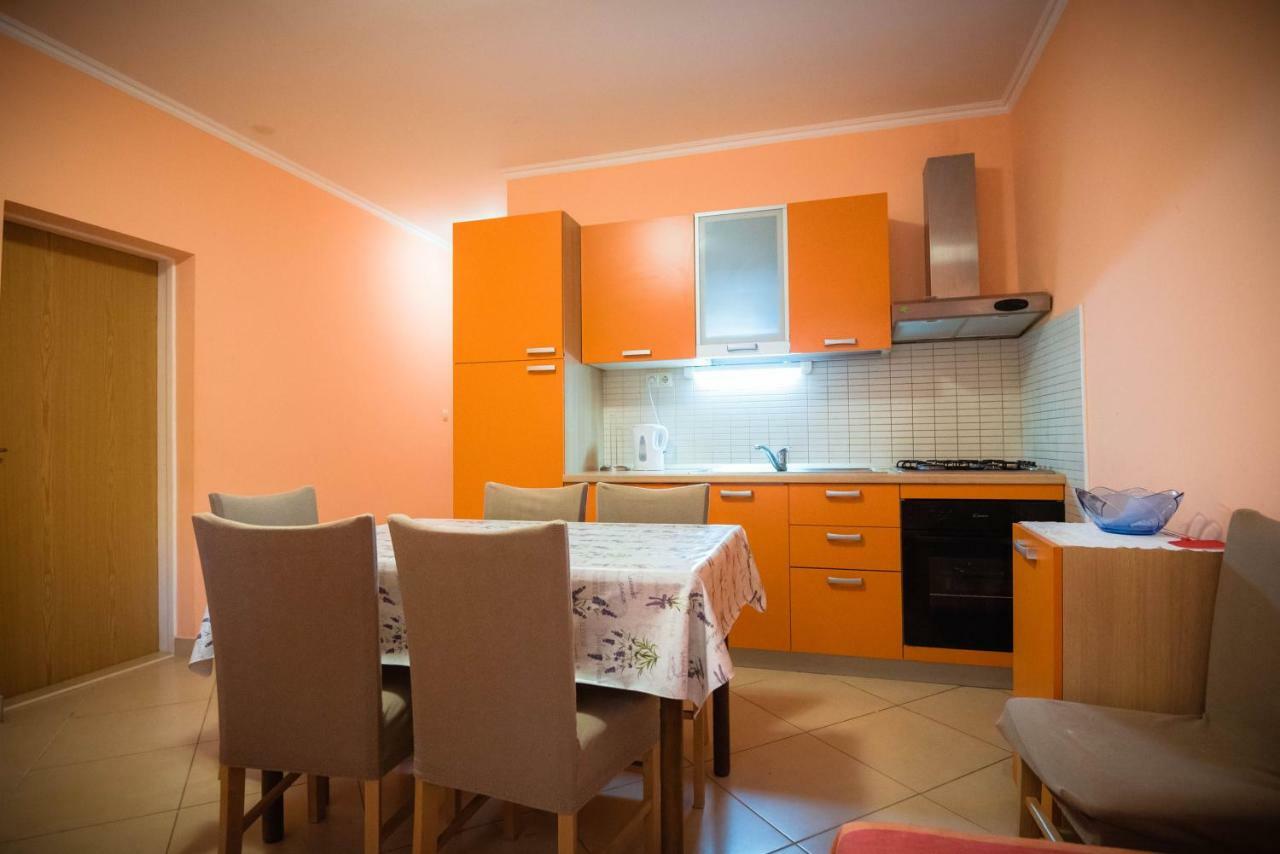 Apartmani Bare I Danica Grebastica Luaran gambar